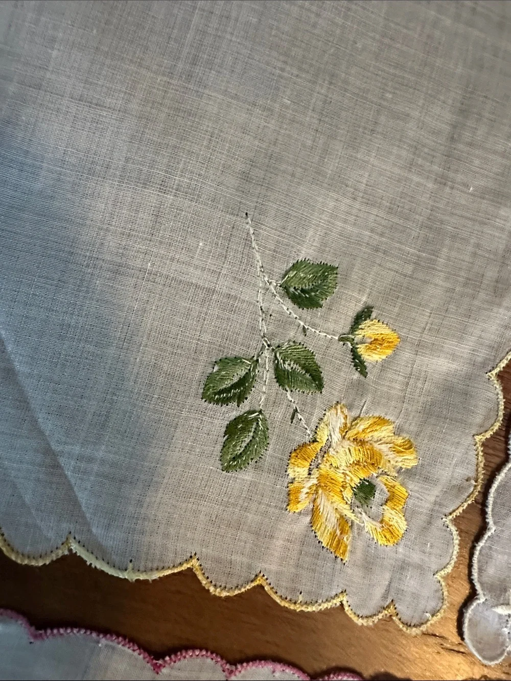 Vintage Set of 4 Embroidered Linen hankies with Yellow and Pink Accents